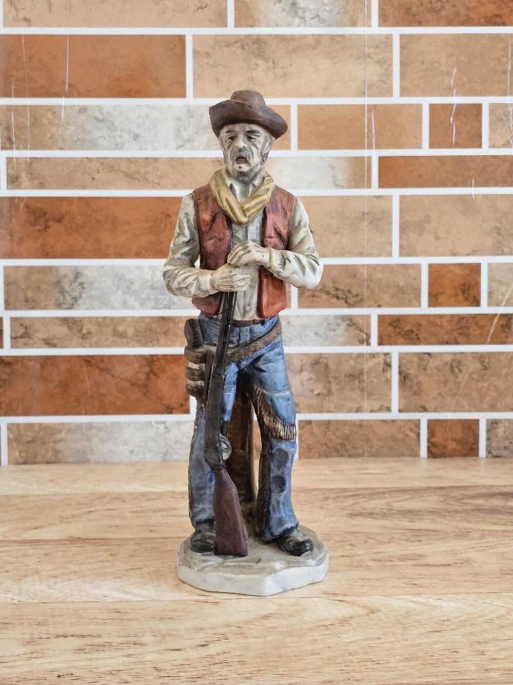 Vintage Wild West Cowboy Statue, Western Home Decor (11" Tall)